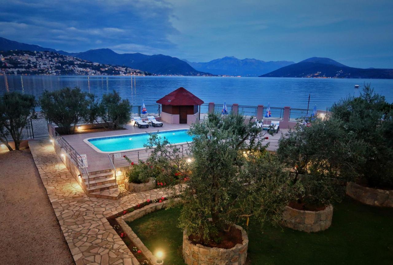 Apartments Maxi Katic Herceg Novi Exterior photo