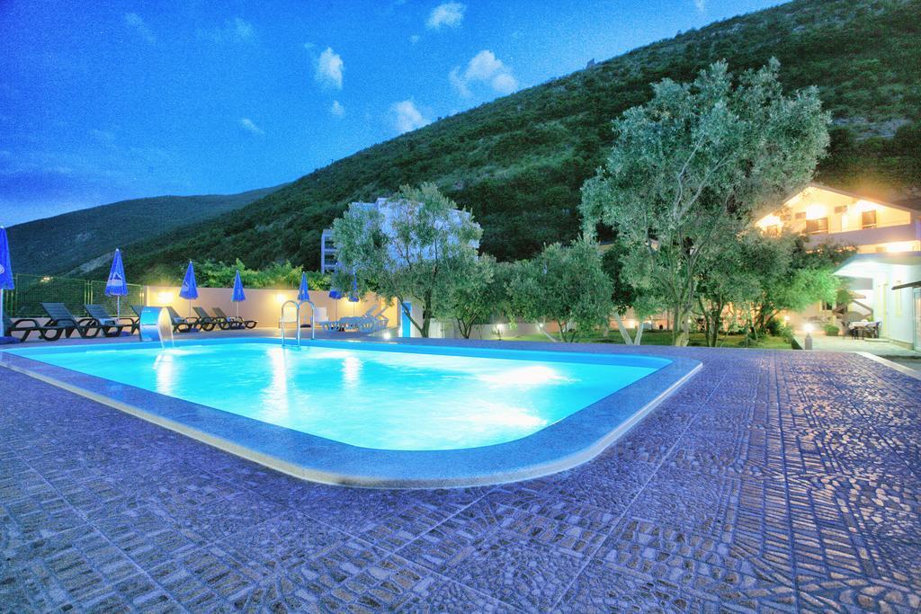 Apartments Maxi Katic Herceg Novi Exterior photo